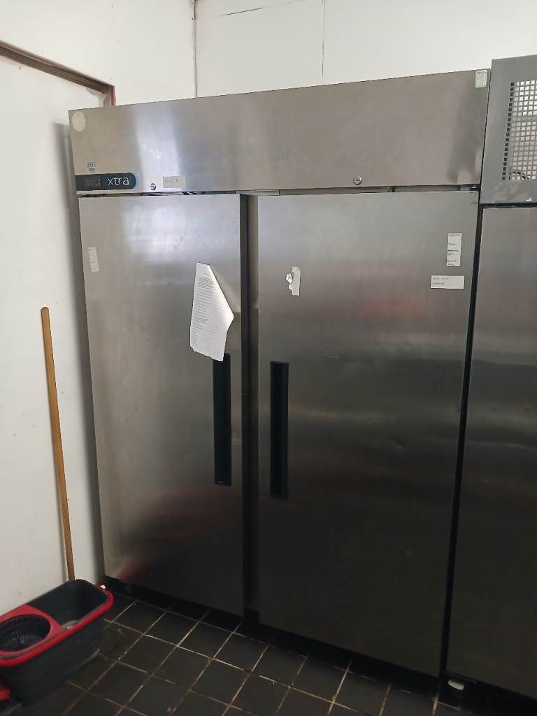 Commercial Double Door Upright Fridge - Stainless Steel