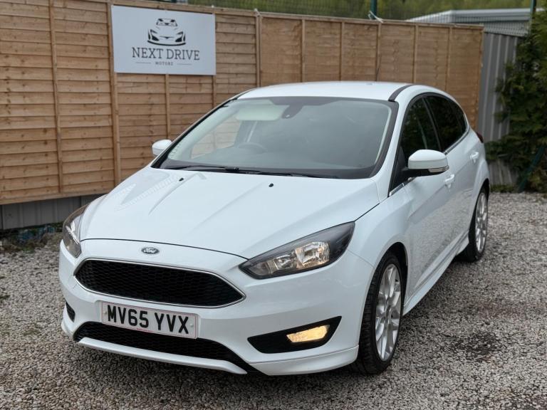 2015 Ford Focus 1.5T EcoBoost Zetec S Euro 6 (s/s) 5dr HATCHBACK Petrol Manual