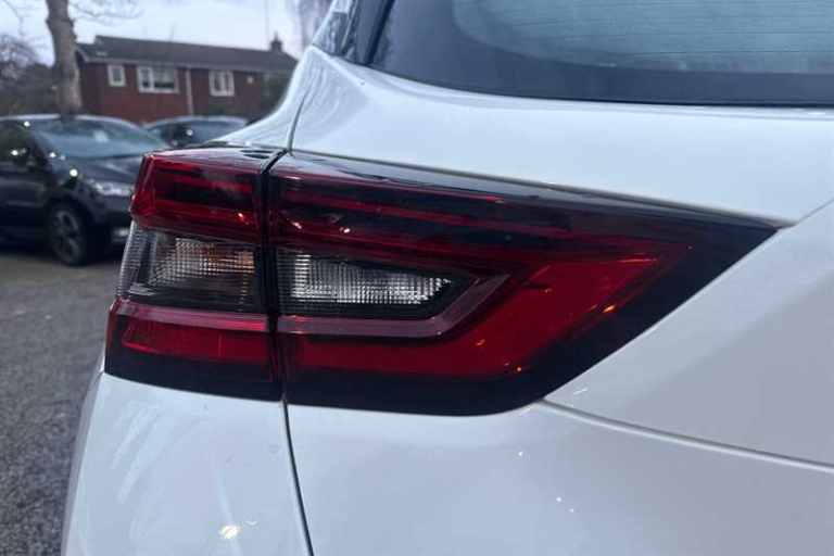 2022 Nissan Juke 1.0 DIG-T 114 ACENTA 5DR Hatchback Petrol Manual