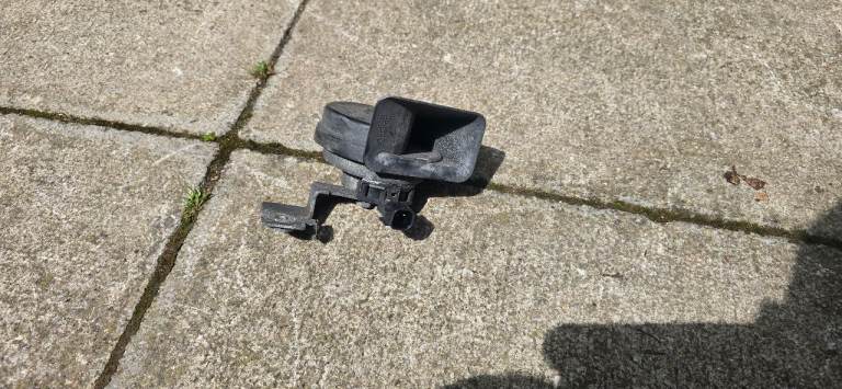 2005 ford focus horn