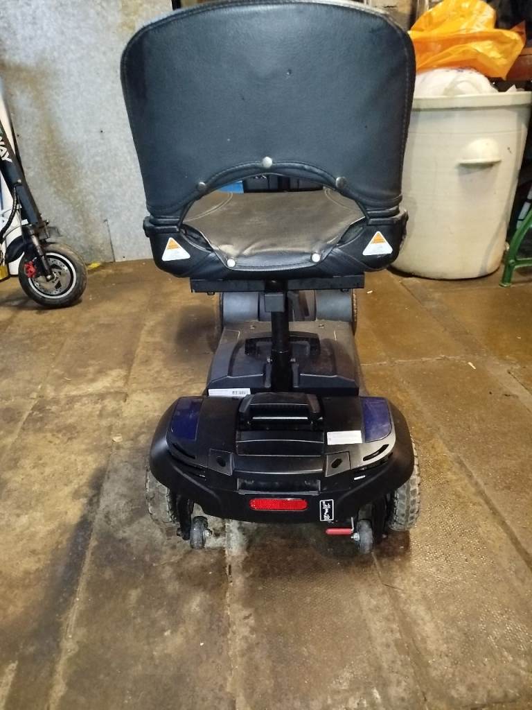 Lightweight Mobility Boot Scooter 