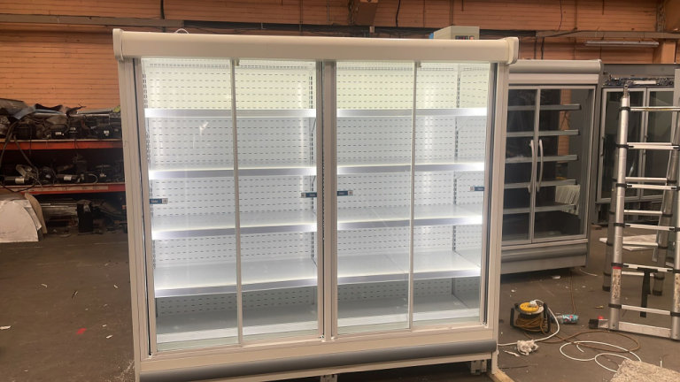 2m remote chiller with doors. Also available in 3m. Outside motors not included.