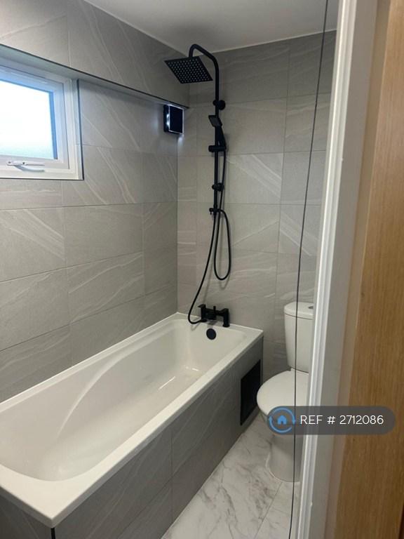 3 bedroom house in Orwell Walk, Witham, CM8 (3 bed) (#2712086)