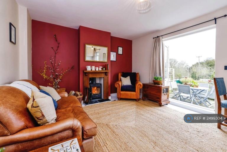 3 bedroom house in New Buildings, Pewsey, SN9 (3 bed) (#2499304)