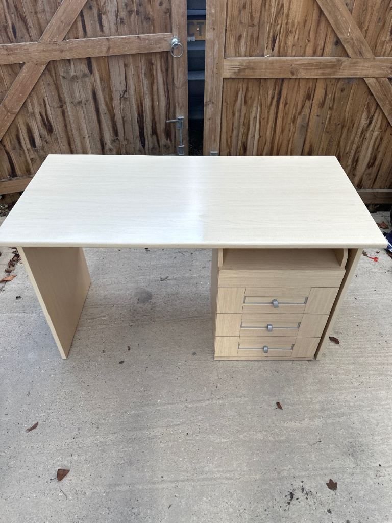 Desk and drawers 