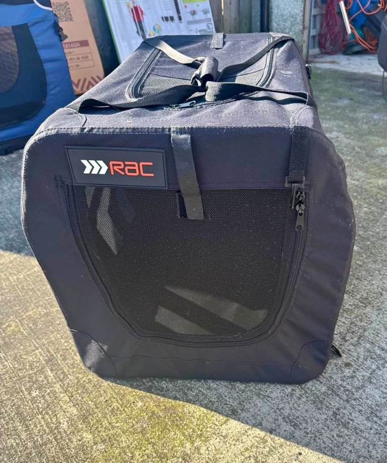 Dog travel create Large 