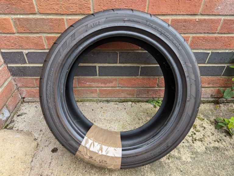 Front left Tyre for Lotus Elise