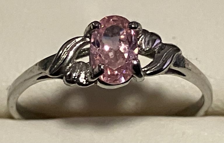 Ladies Jewellery sterling silver pink amethyst gem stone ring fully hallmarked 925.