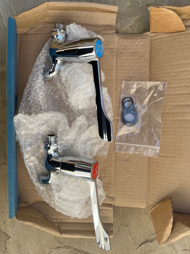 Armitage Shanks Cleaners taps brand new