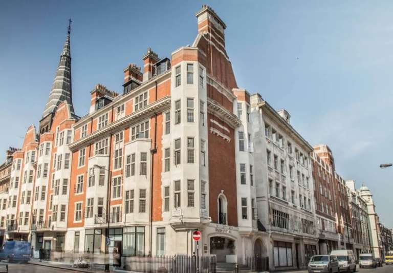 2 to 50 Person Private Office Suites to rent in *Oxford Circus*, Central London W1
