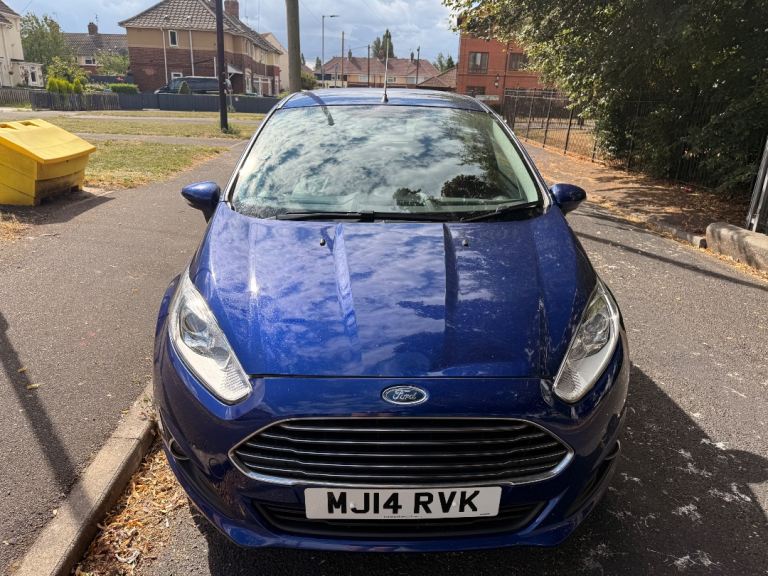 Ford, FIESTA, Hatchback, 2014, Manual, 1241 (cc), 5 doors