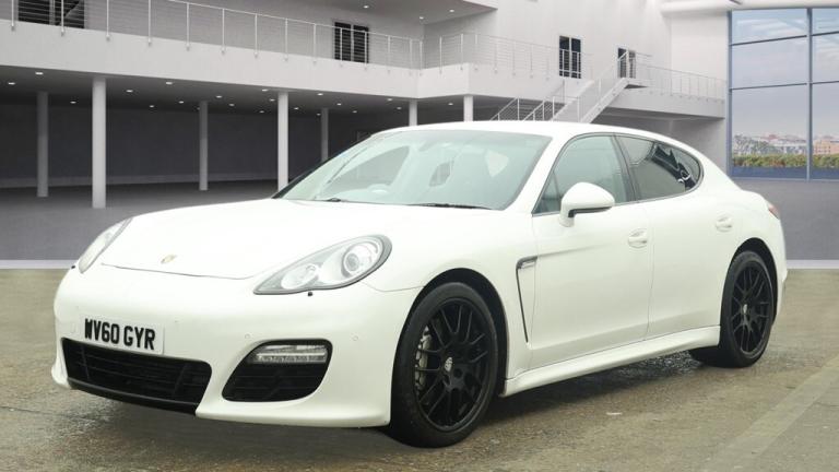 2010 Porsche Panamera 4.8 V8 4S 4dr PDK Auto White HATCHBACK Petrol Automatic