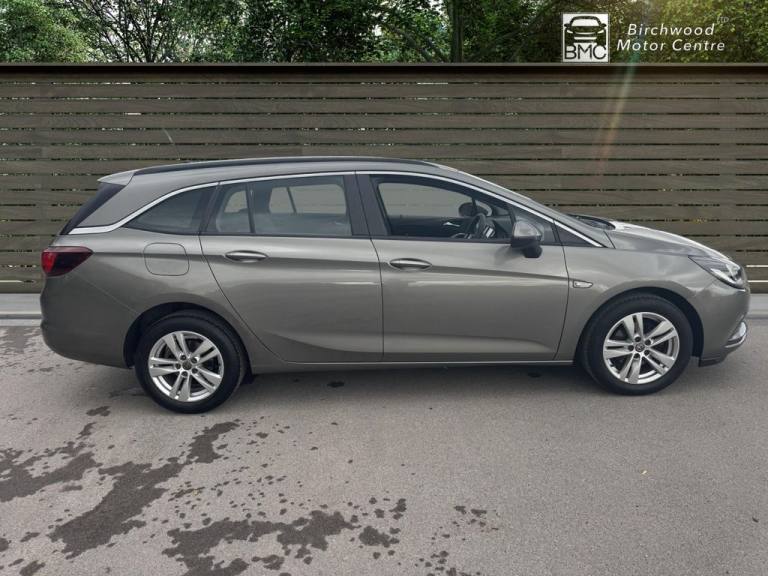 2017 Vauxhall Astra 1.0i Turbo ecoFLEX Design Sports Tourer 5dr Petrol Manual Euro 6 (s/s) (105 E...