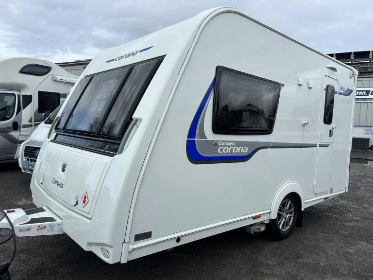 Compass Corona 382 2015