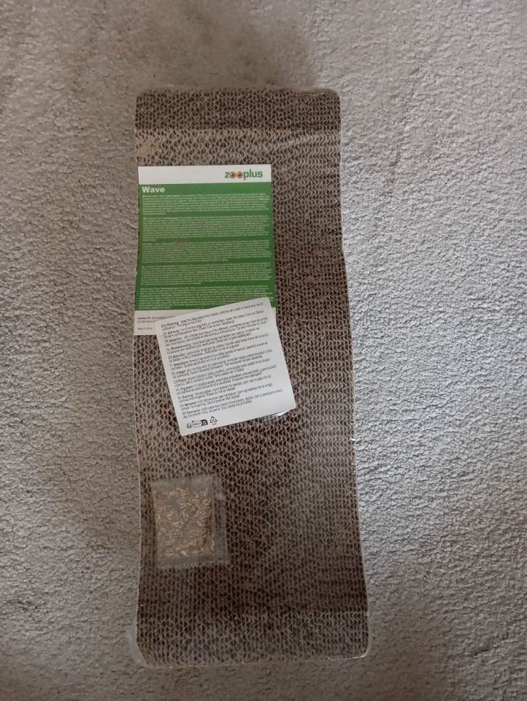 Cat scratcher 