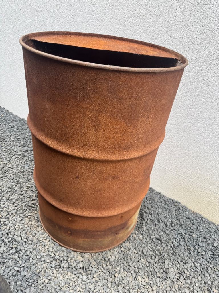 OIL DRUM