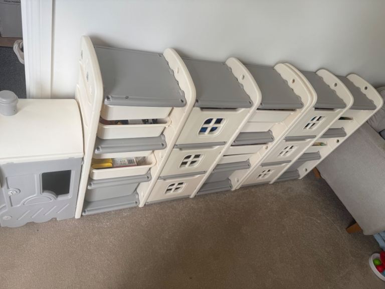 Kids' Train Design Storage Unit with Drawers