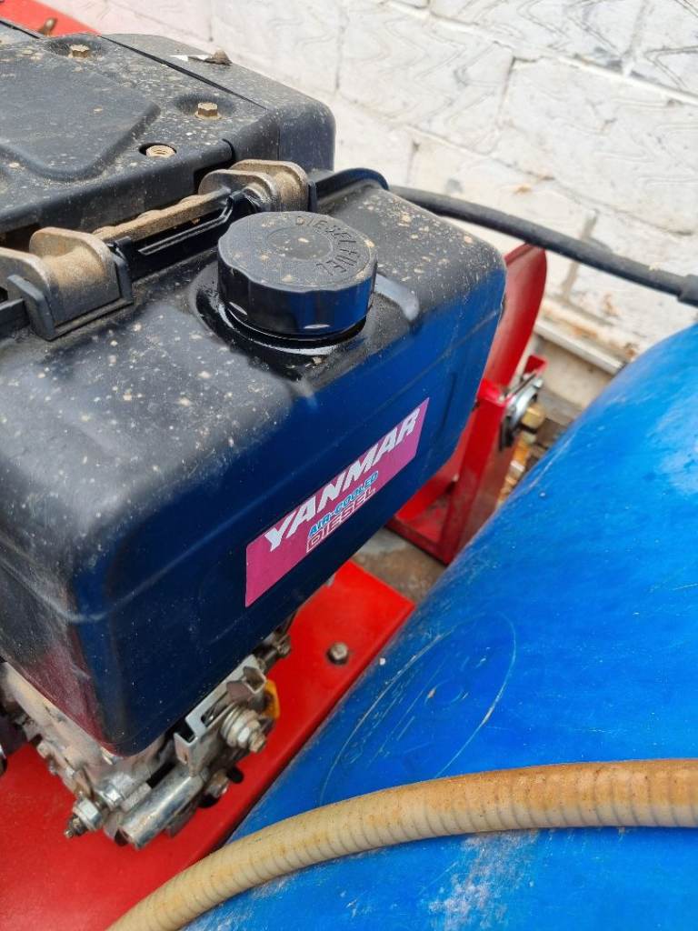 1000L towable water bowser yanmar pressure washer