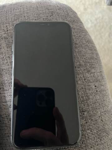 Apple iPhone 11 Black - 128gb (Unlocked) - Full Working Order | in