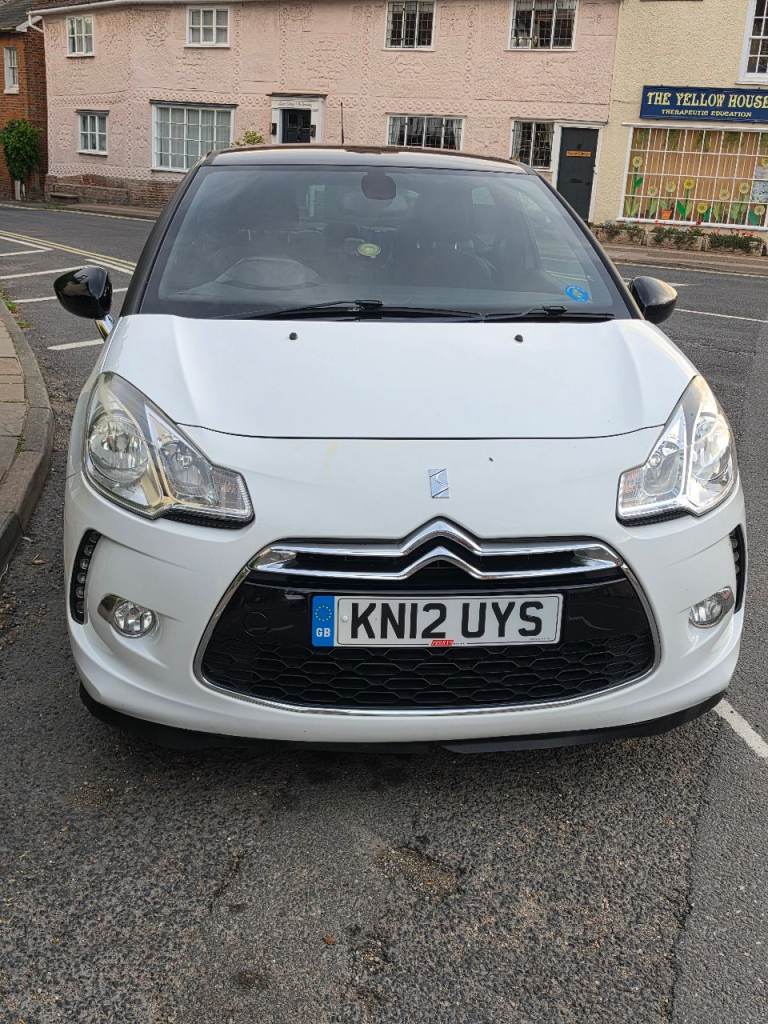 Citroen, DS3, Hatchback, 2012, Manual, 1598 (cc), 3 doors