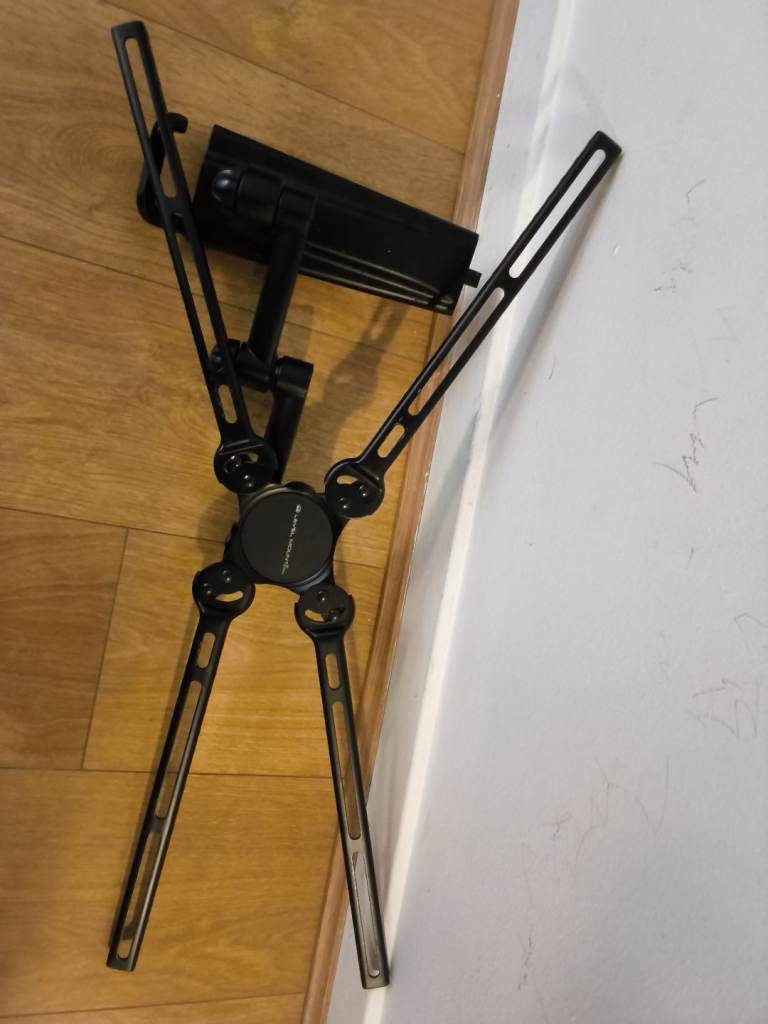 Tv wall bracket 