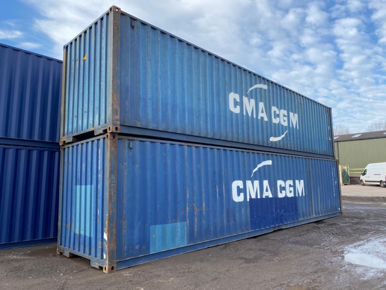 Used 20 ft  and 40 ft contianers 