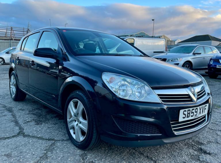 2009 Vauxhall Astra 1.4i 16V Active 5dr HATCHBACK Petrol Manual