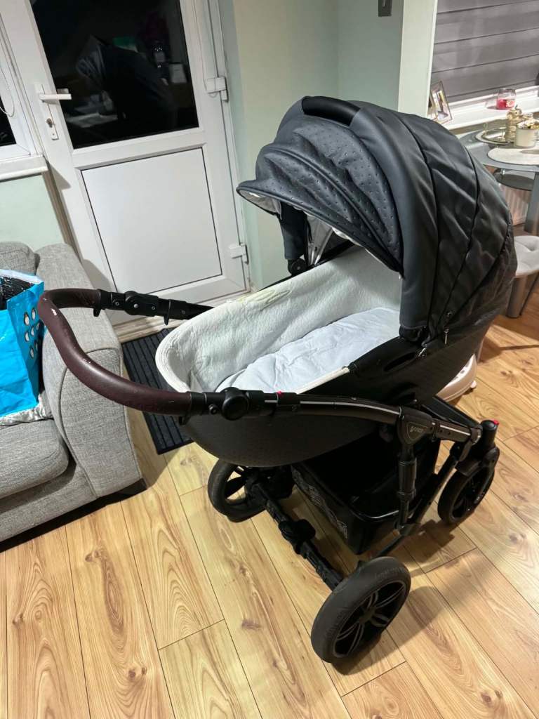 Verdi pushchair