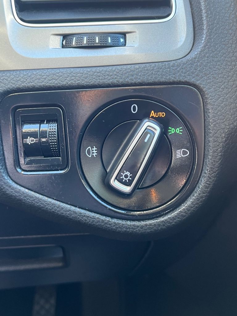 Volkswagen Golf 1.6Tdi diesel 6 speed manual £20 road tax long mot 2 keys HPI clear 