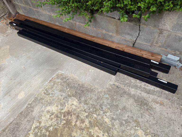Black Square Downpipe & acc