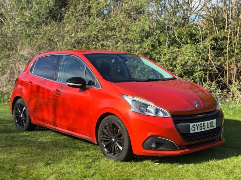 2015 Peugeot 208 1.2 PureTech Allure Hatchback 5dr Petrol Manual Euro 6 (82 ps) Hatchback Petrol ...