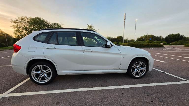 BMW, X1, Estate, 2013, Manual, 1995 (cc), 5 doors