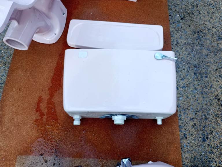 image for  Toilet cistern basin and pedestal.  (Shires) 