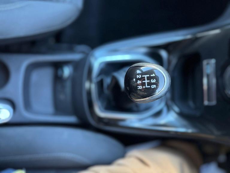 2013 Ford Fiesta 1.6 TDCi Zetec ECOnetic 5dr HATCHBACK DIESEL Manual