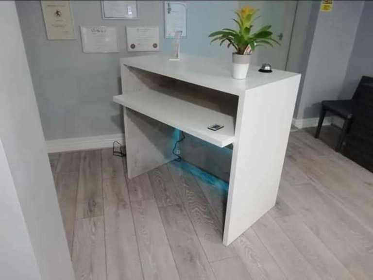 Salon reception desk 