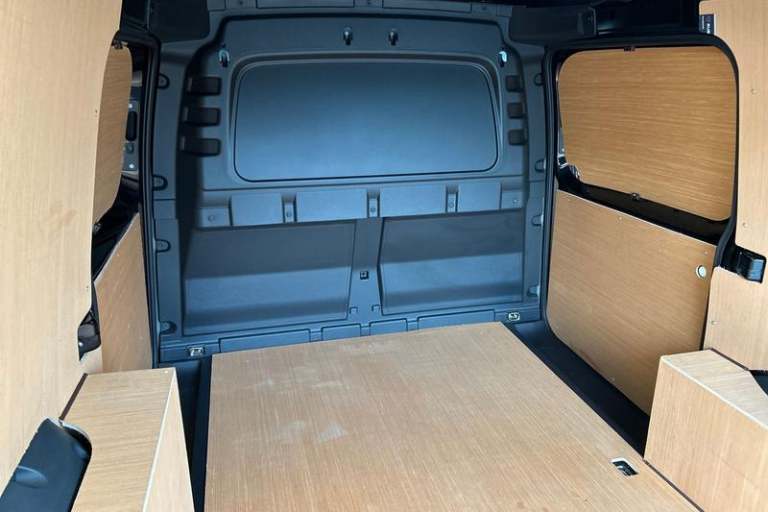 2025 Ford Transit Connect 250 Limited AUTO L2 LWB 1.5 EcoBoost PHEV 150ps, AIR CON, REAR PARKING ...