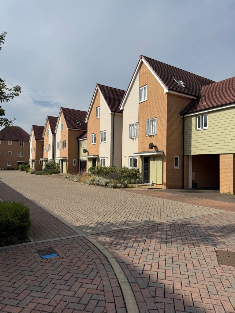 Ensuite Double Furnished Room