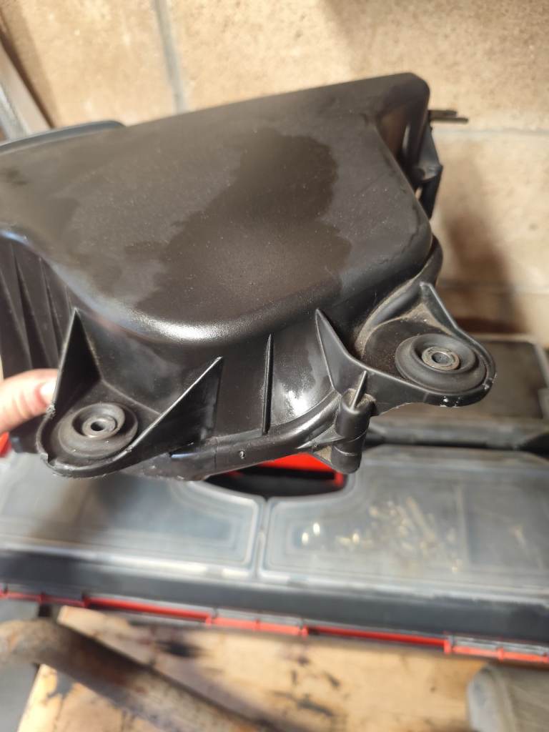 Air filter box for bmw 1 series e87 116i n45 2006