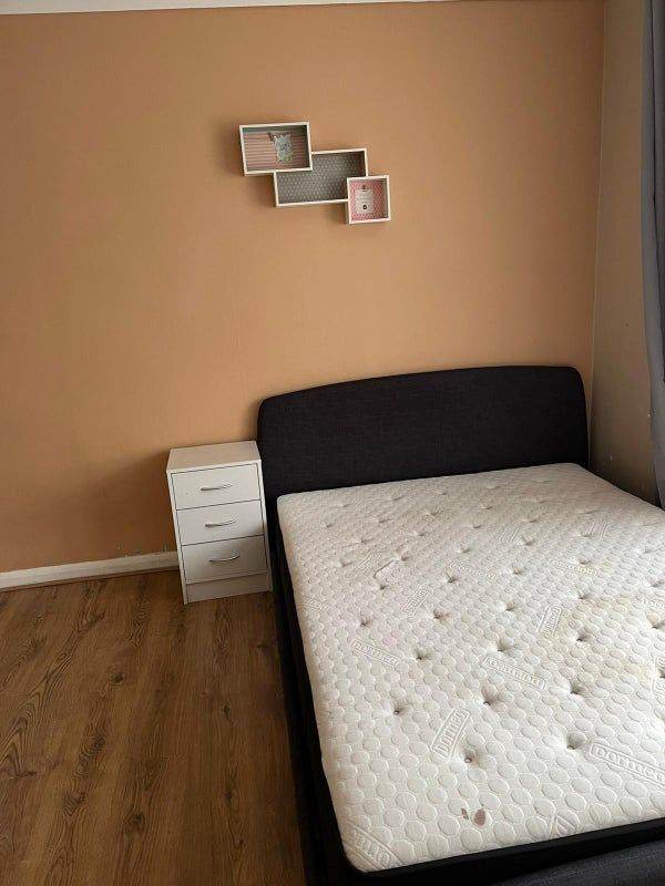 Spacious 1-Bedroom Garden Flat with All Bills Included – UB6 7QG