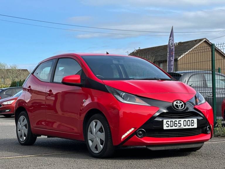 2015 Toyota AYGO 1.0 VVT-i x-play Hatchback 5dr Petrol Manual Euro 5 Euro 5 (68 ps) Hatchback Pet...