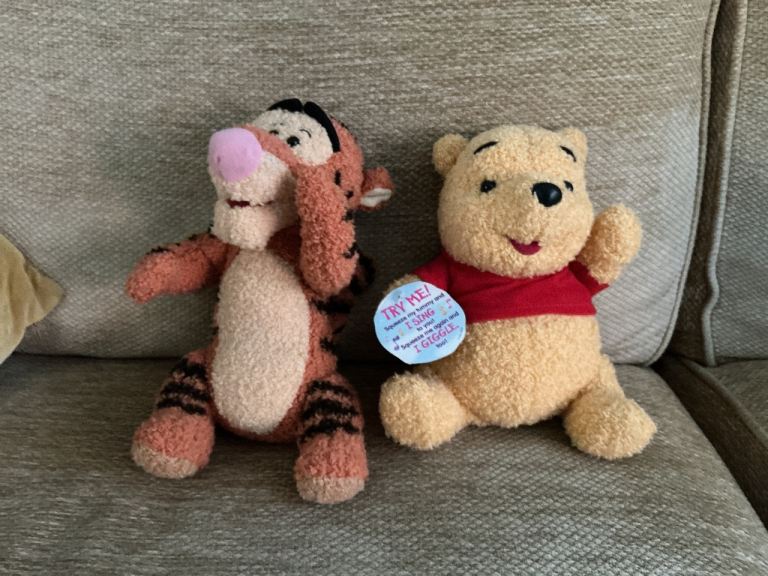 Talking And Singing Winnie the Pooh and Tigger Soft Toys – Excellent Condition