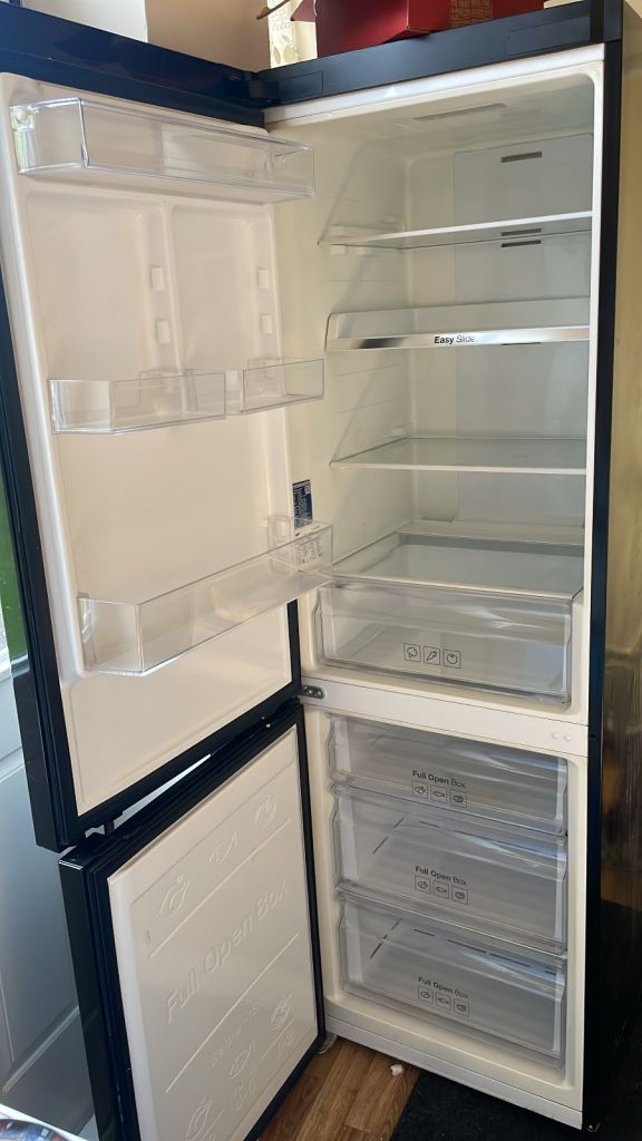 Samsung Fridge/Freezer- no frost tech