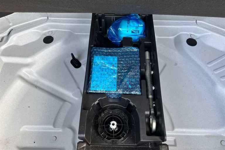 2023 Vauxhall Grandland 1.2 Turbo GS 5dr Auto HATCHBACK PETROL Automatic