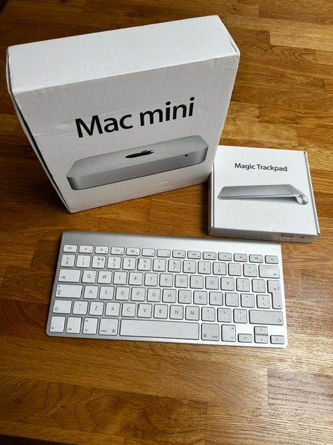 Apple Mac Mini A1347 (Late 2012) + Magic Keyboard & Magic Trackpad