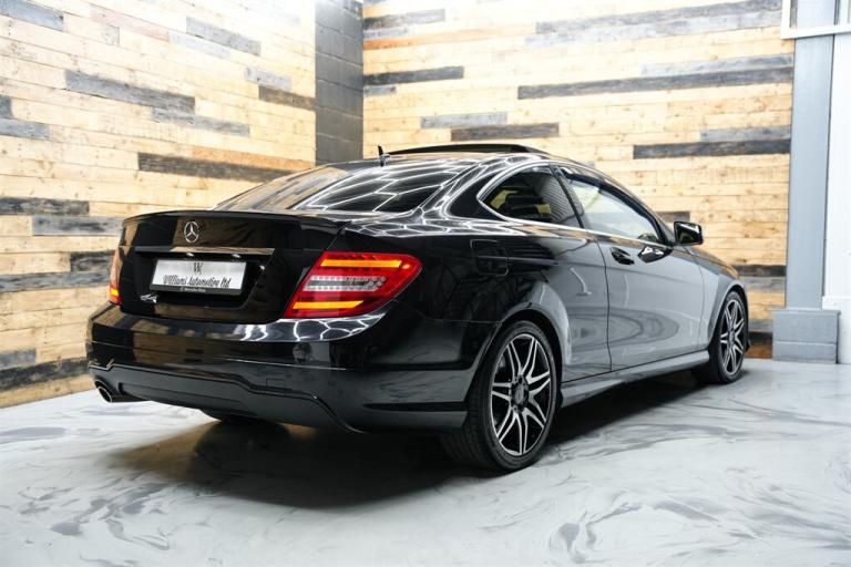 2013 Mercedes-Benz AMG C220 CDI BLUEEFFICIENCY  SPORT PLUS Coupe Diesel Automatic