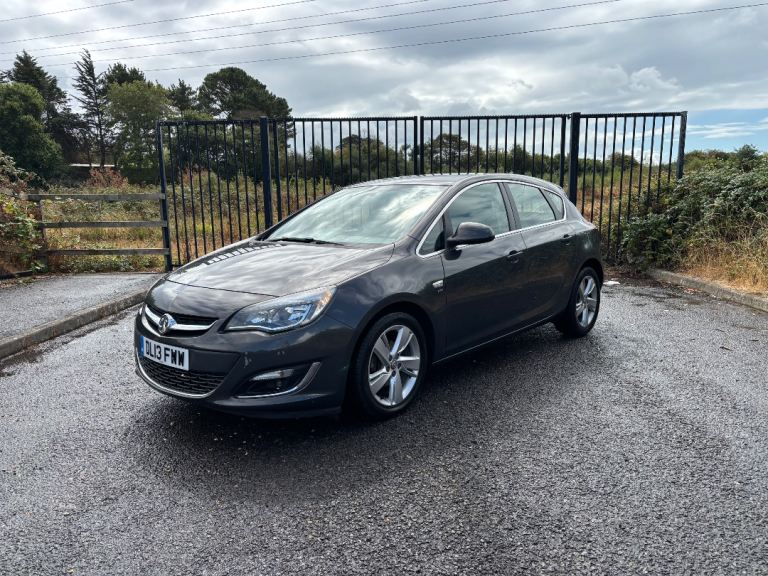 Vauxhall, ASTRA, Hatchback, 2013, Manual, 1598 (cc), 5 doors