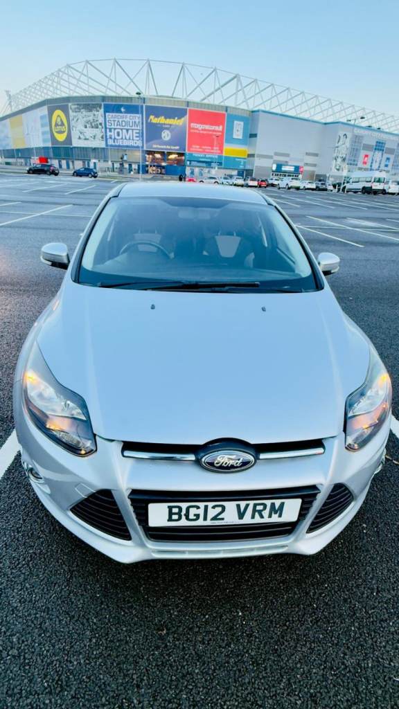 Ford, FOCUS, 1.0  Hatchback, 2012, Manual, 998 (cc), 5 doors