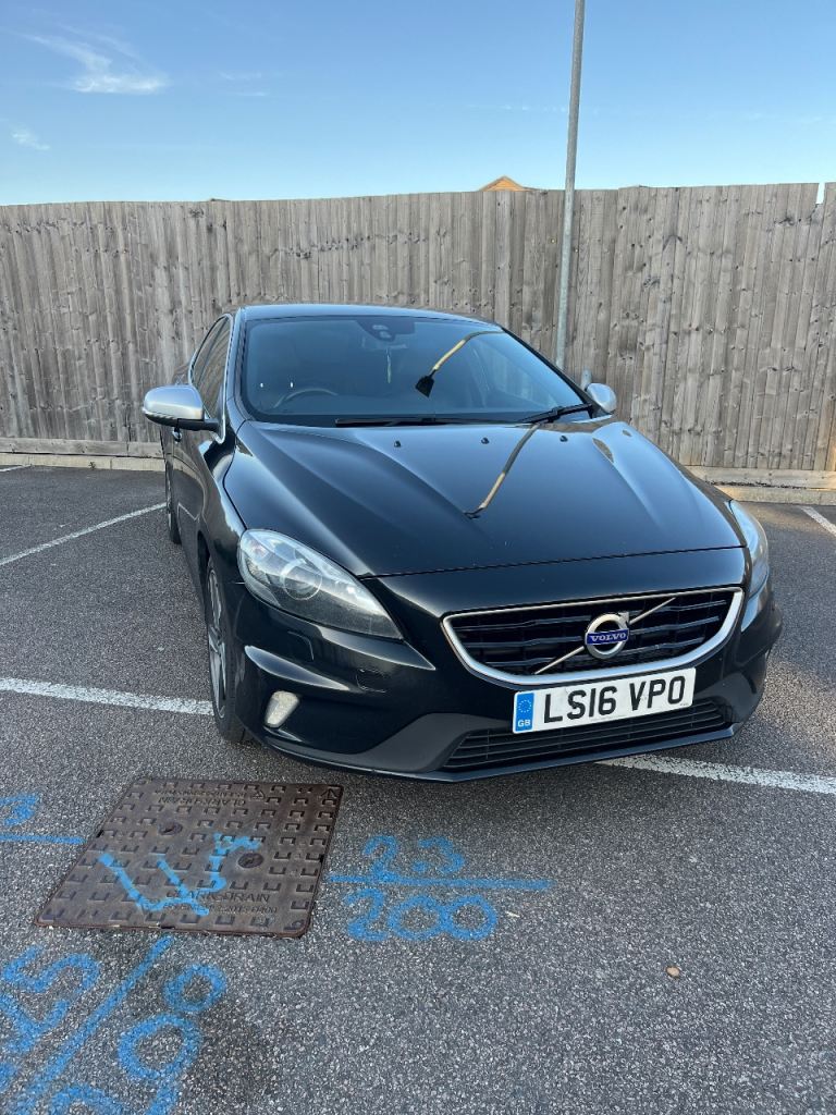 Volvo, V40, Hatchback, 2016, Semi-Auto, 1969 (cc), 5 doors