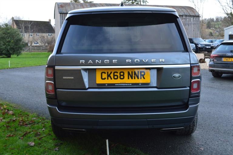 2018 Land Rover Range Rover 4.4 SDV8 Autobiography 4dr Auto ESTATE DIESEL Automatic