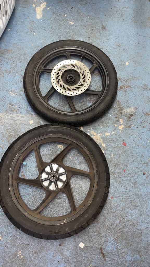 Honda cbf 125 2012 front and rear wheels 